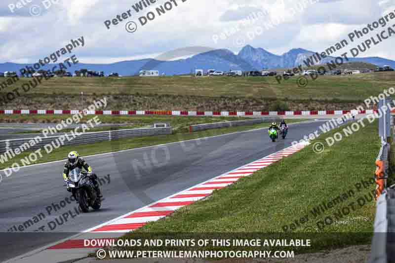 cadwell no limits trackday;cadwell park;cadwell park photographs;cadwell trackday photographs;enduro digital images;event digital images;eventdigitalimages;navarra;no limits trackdays;peter wileman photography;racing digital images;trackday digital images;trackday photos